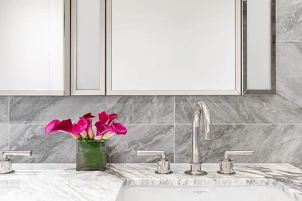 Sold by Compass | media 5