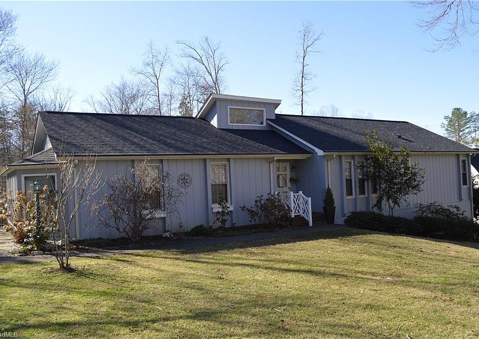 1st image of 616 Cross Creek Dr