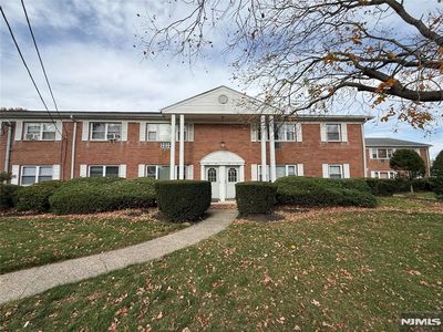 78 Manchester Ct #89, Wayne, NJ, 07470
