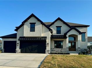 7707 NE 103rd Ter, Kansas City, MO 64157