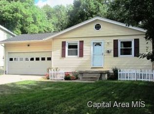 3244 Warner Dr, Springfield, IL 62703