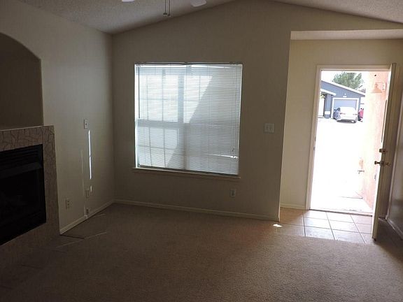 3rd image of 3112 Tierra Ayala