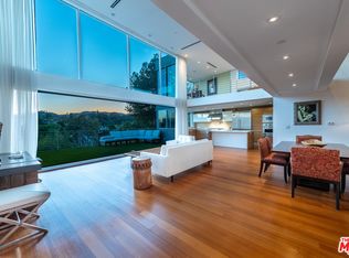 357 N Bonhill Rd, Los Angeles, CA 90049