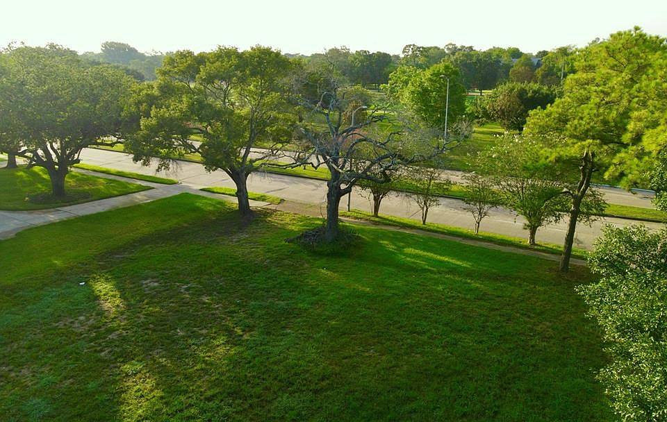 1st image of 5022 N Braeswood Blvd