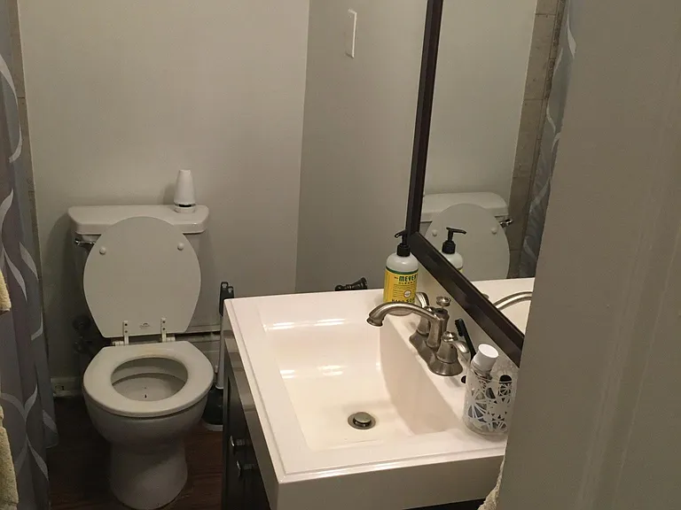 1011 Latona St #1 — Photo 9