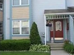 107 Commonwealth Dr, Bethlehem, PA 18020