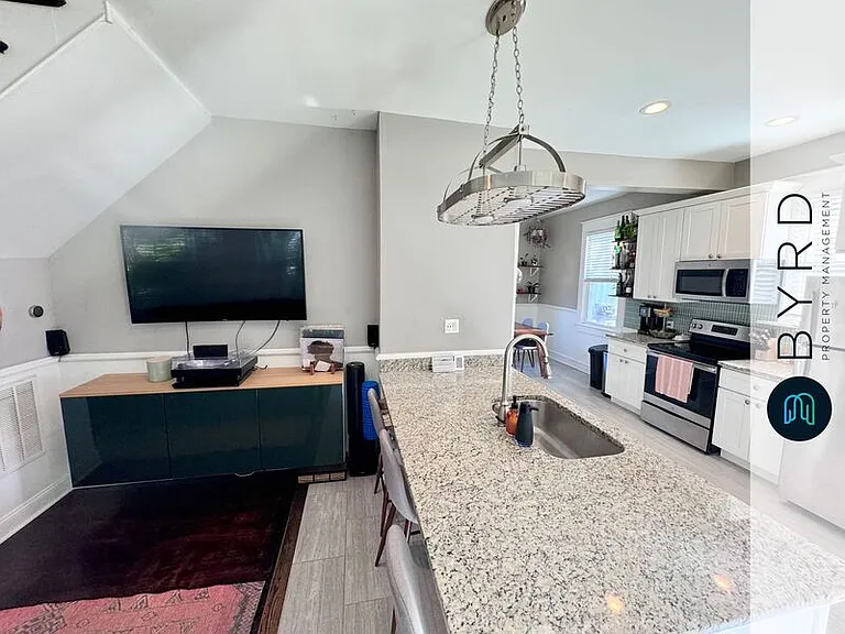 3256 Cliff Ave — Photo 8