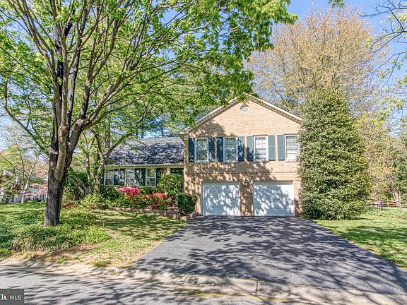2nd image of 20505 Highland Hall Dr