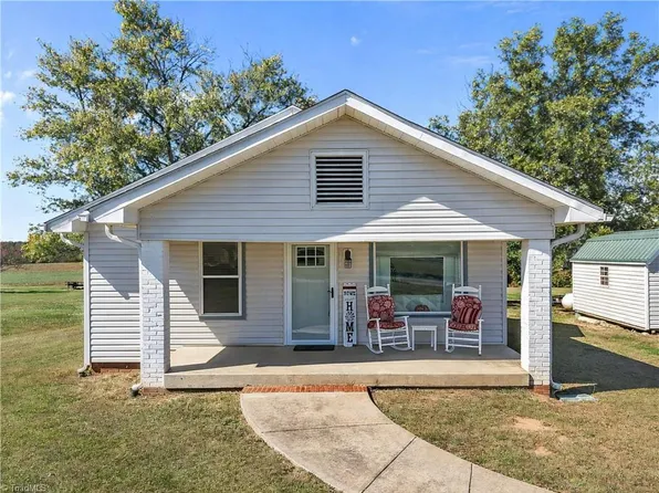 8119 Spearman Rd, Browns Summit, NC 27214