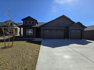 9118 W Oats Ave, Rathdrum, ID 83858