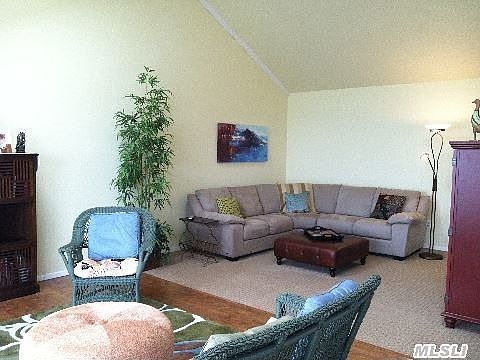 3rd image of 3110 Bluffs Dr S