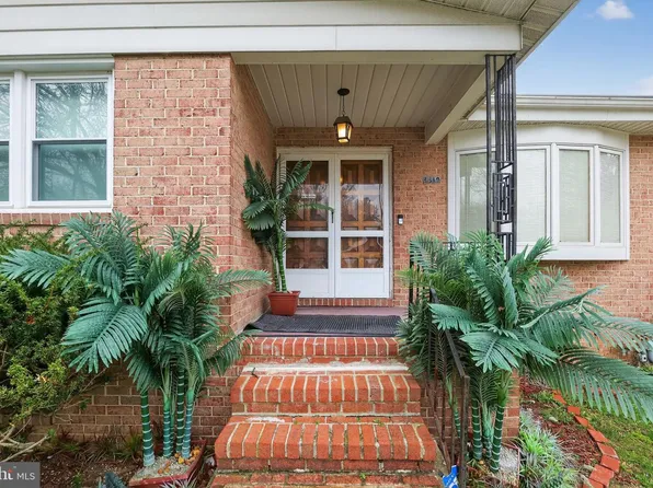 3819 Pikeswood Dr, Randallstown, MD 21133