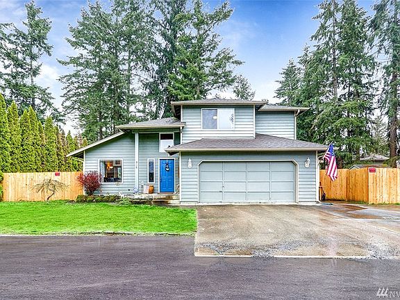 2nd image of 916 187th St E