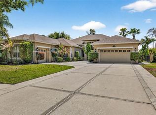 5905 Cherry Oak Dr, Valrico, FL 33596