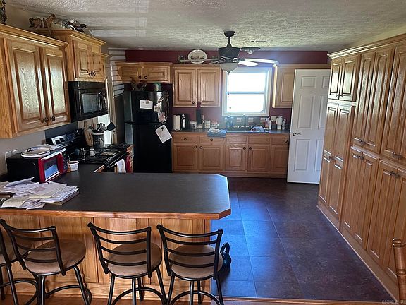 3rd image of 49 Goodman Rd