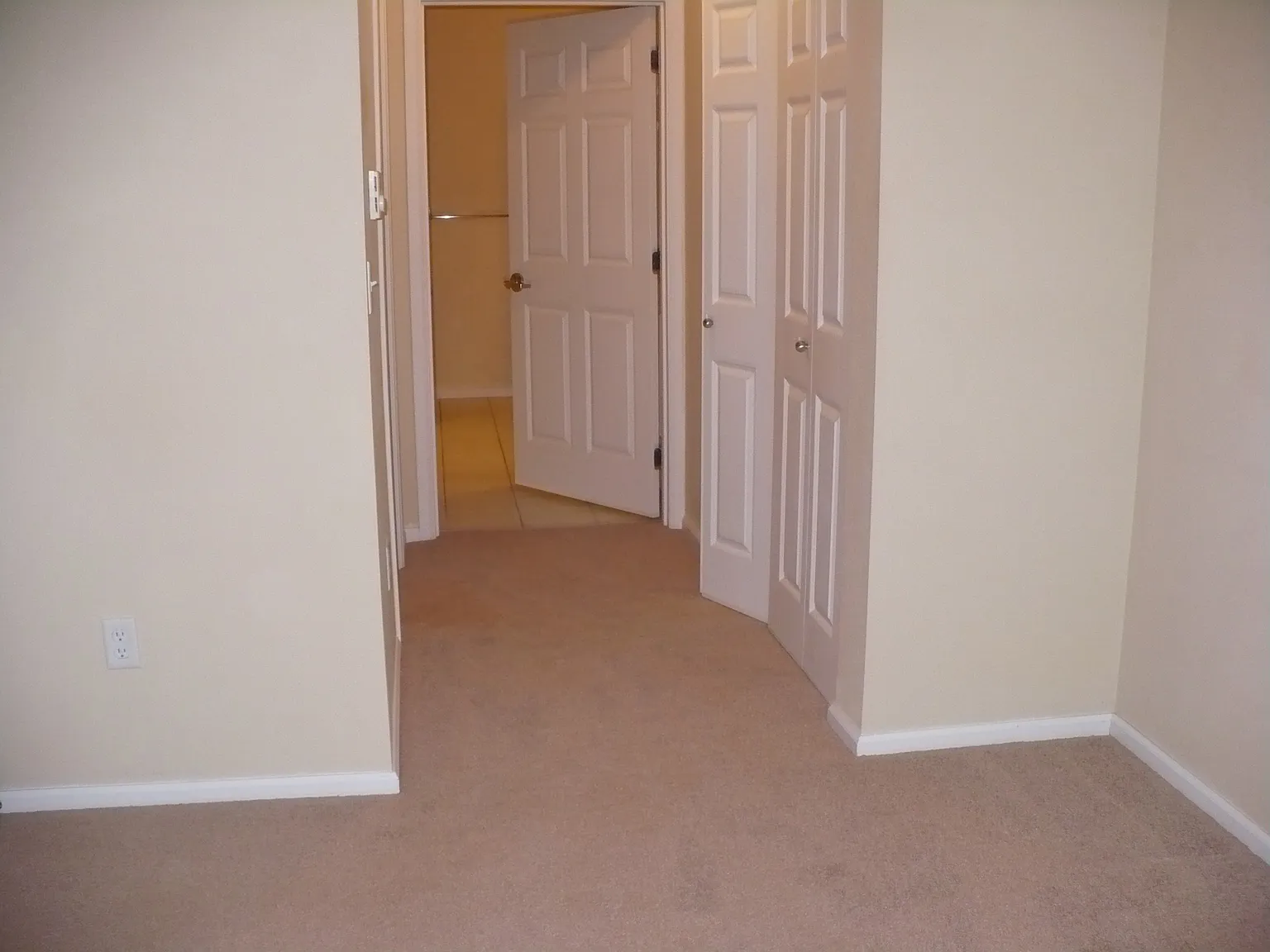 2 bed, 1253 sqft, $3,300 — Photo 1