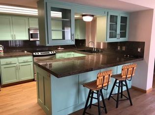 215 Northridge Hills Ct, Grand Forks, ND 58201