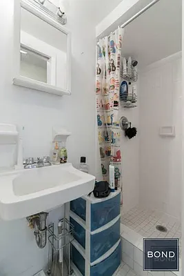 Rented by Bond New York | media 63