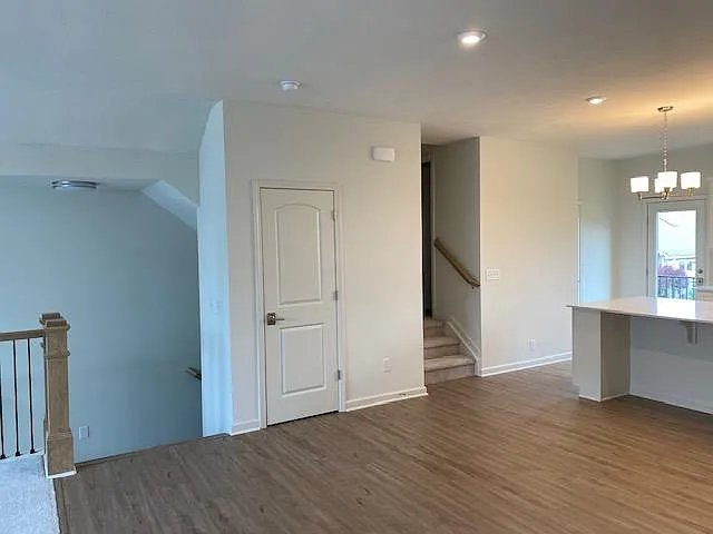9739 Junction Sta — Photo 8