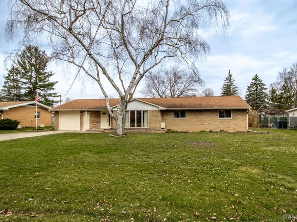 7805 Beech St, Birch Run, MI 48415