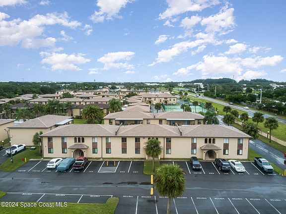 4th image of 129 San Paulo Cir #1