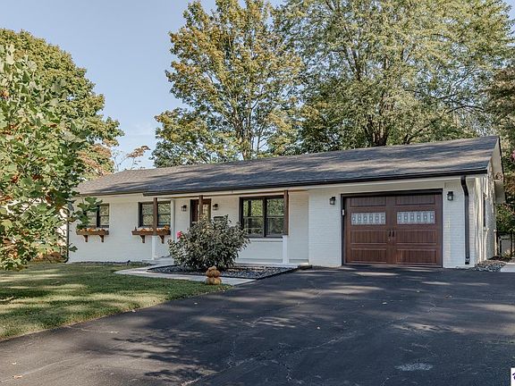 2nd image of 106 Westwood Dr