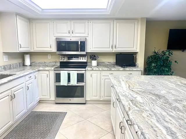 4612 Flagship Dr #403 — Photo 3