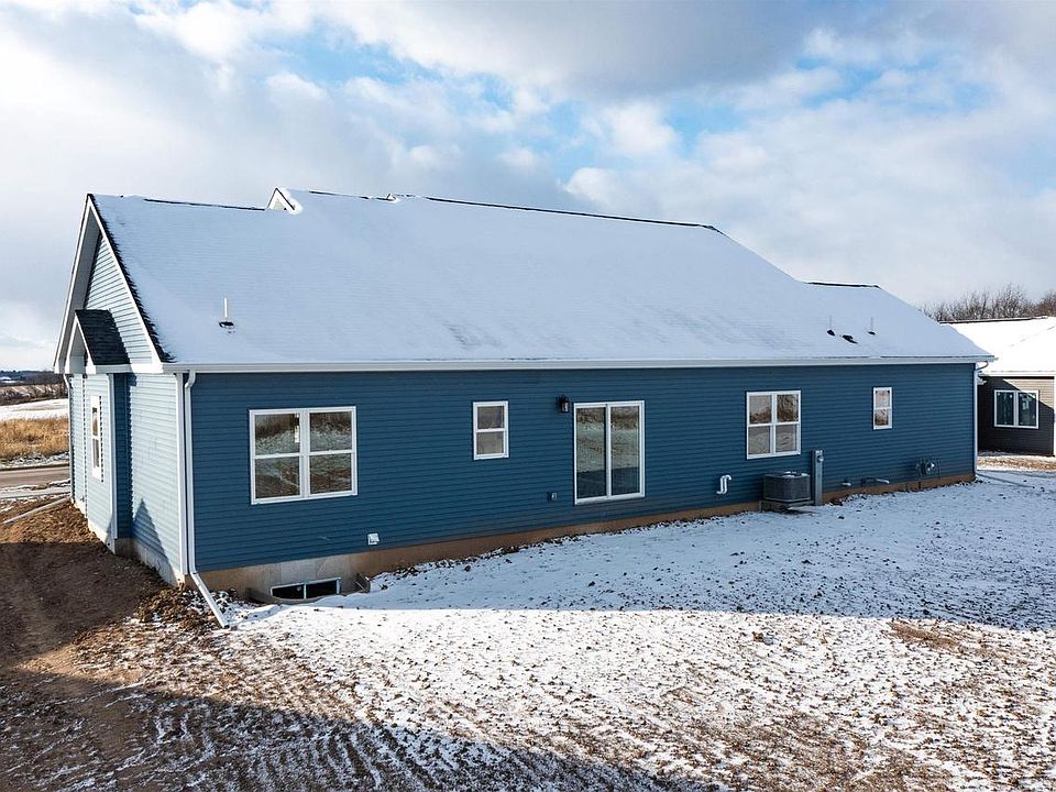 2026 Arbor Ridge Way, Janesville, WI 53545 MLS 1945243 Zillow