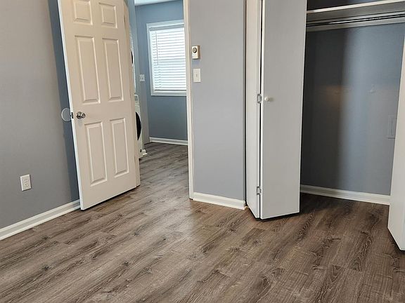 4th image of 2820 Yellowstone Pkwy APT 5