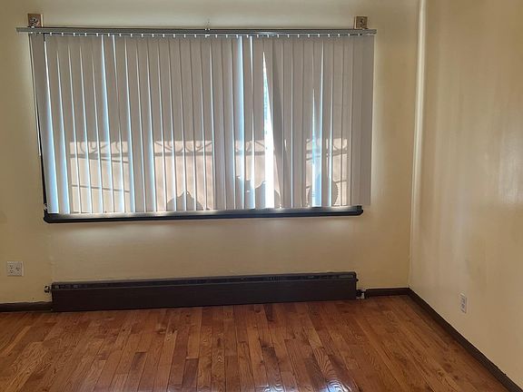 5th image of 1609 E 91st St #1