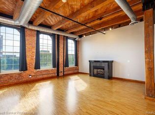 200 River Place Dr APT 26, Detroit, MI 48207