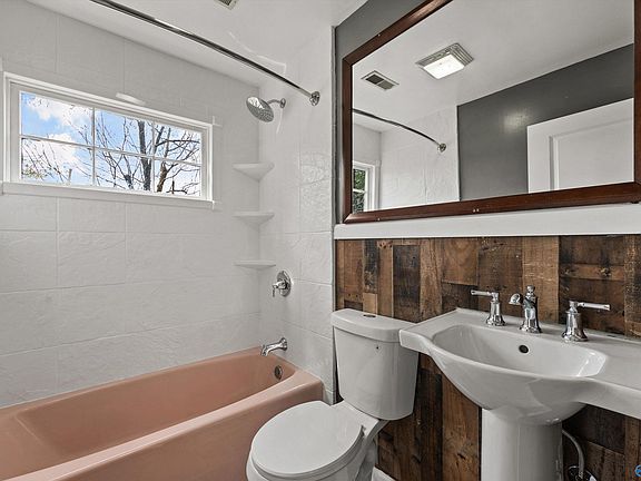 14th image of this home