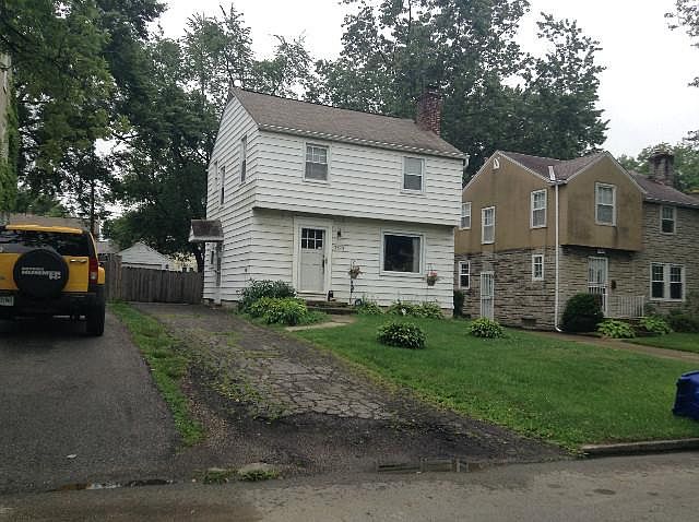 1st image of 2878 Bremen St