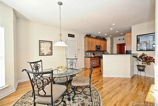 5th image of 12220 Westbury Glen Ct