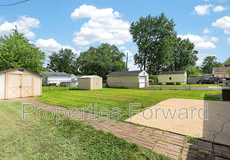 4330 Joseph St — Photo 34