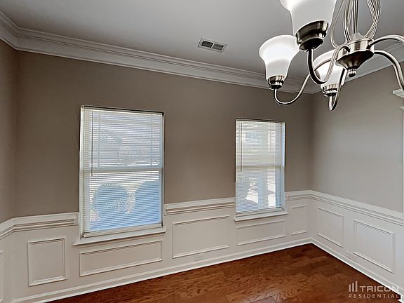 5th image of 1405 Sedona Ln