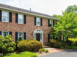 6385 Vale St, Alexandria, VA 22312
