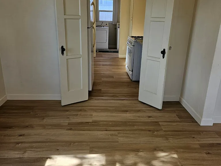 5728 Adelaide Ave — Photo 8
