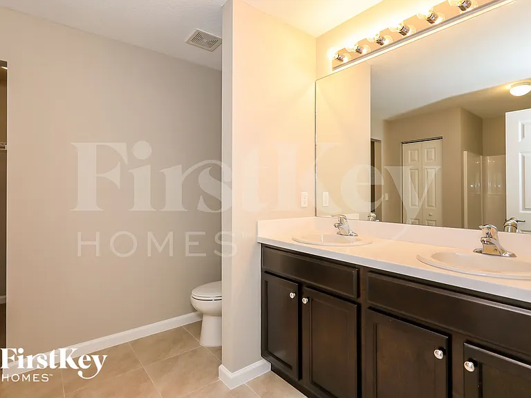 3501 SW Voyager St — Photo 10