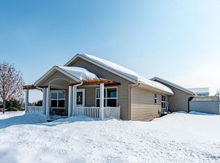 602 Bassford St, Saint Peter, MN 56082