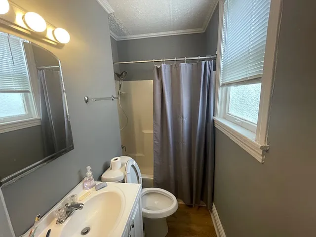 1445 S Shelby St — Photo 12