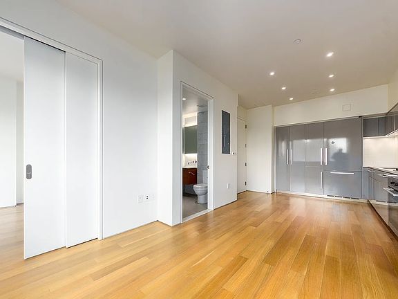 3rd image of 123 3rd Ave APT 8D