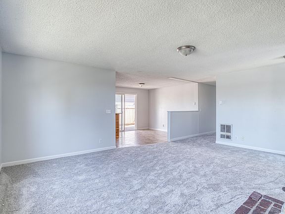 3rd image of 860 SE Ball Blvd