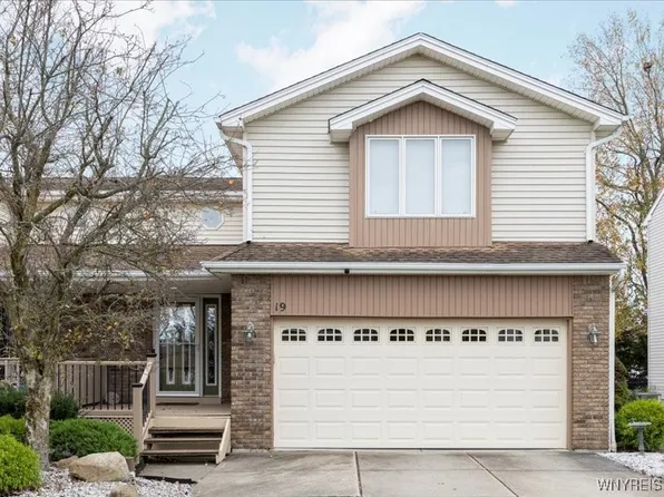 19 Carla Ln, Buffalo, NY 14224