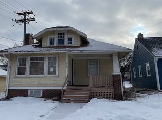 819 W 22nd St, Sioux Falls, SD 57105