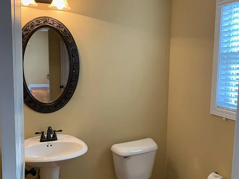 6406 Airtree Ln — Photo 10