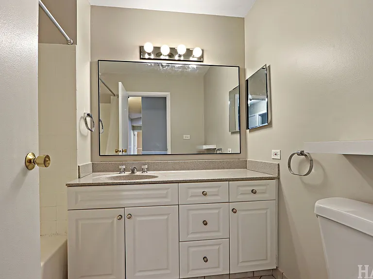 1540 N Pepper Tree Dr — Photo 9