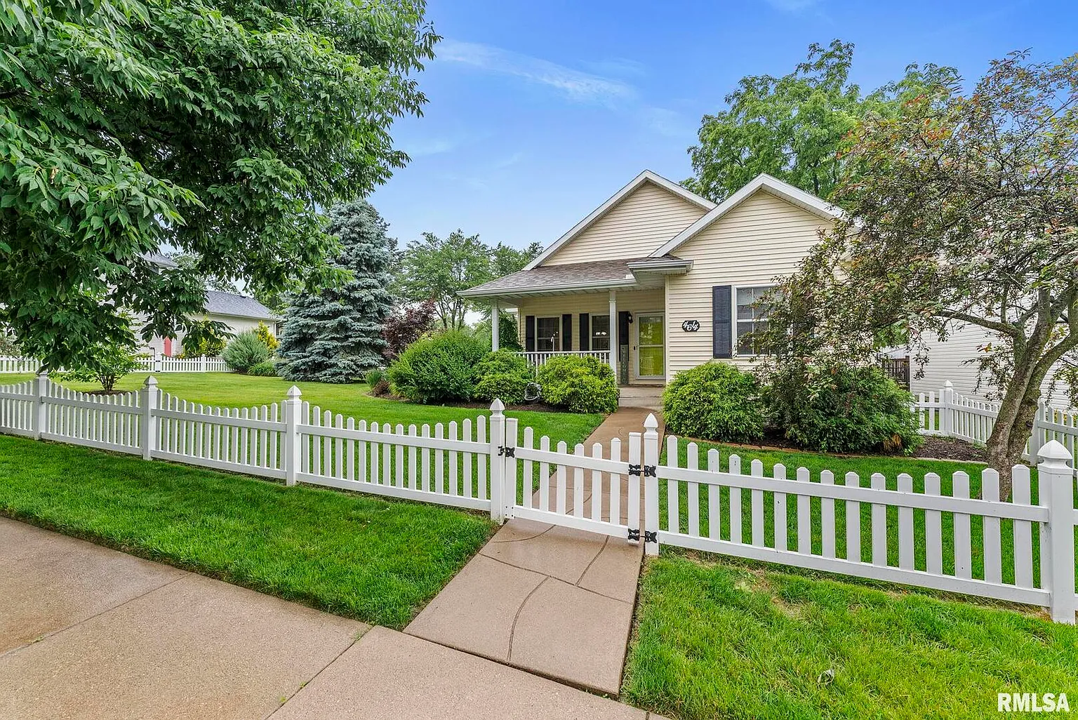 4614 Kelling St photo 1