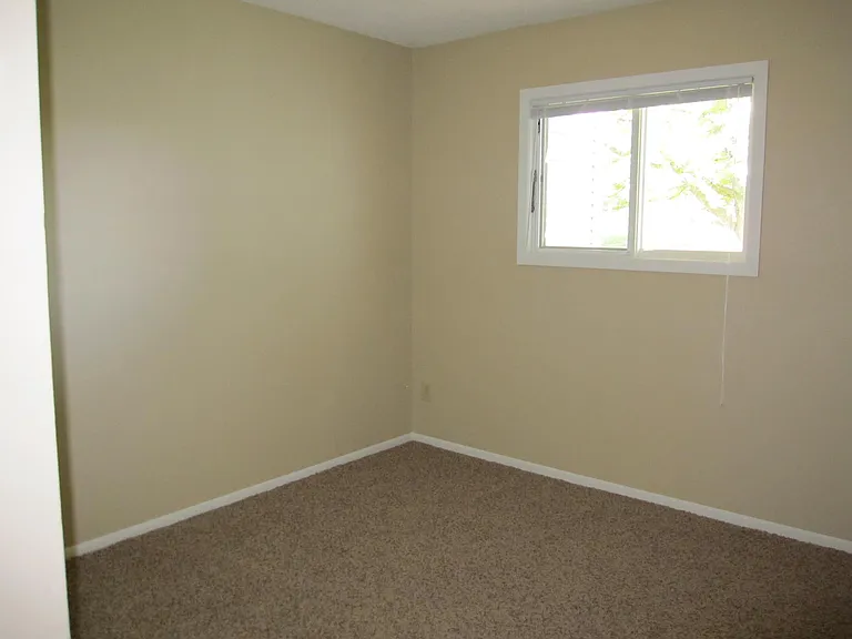 7415 143rd Street Ct — Photo 13
