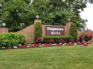 144 Cambridge Dr, Port Jefferson Station, NY 11776